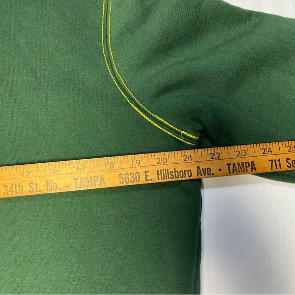 Green Bay Packer Women's L Zip-Up Hoodie Fleece Apparel Green Logo w/ Pockets - Picture 6 of 7